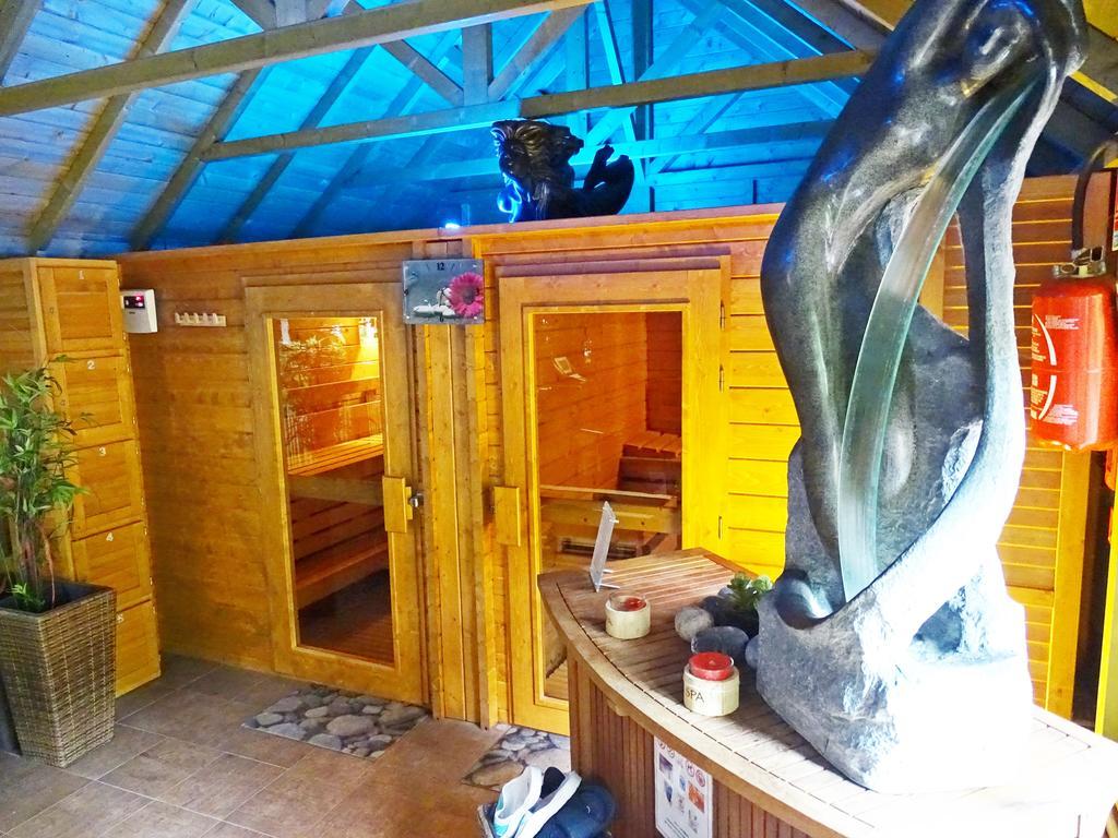 Logis Hotel Restaurant Spa L'Auberge Du President Cormeilles  Εξωτερικό φωτογραφία