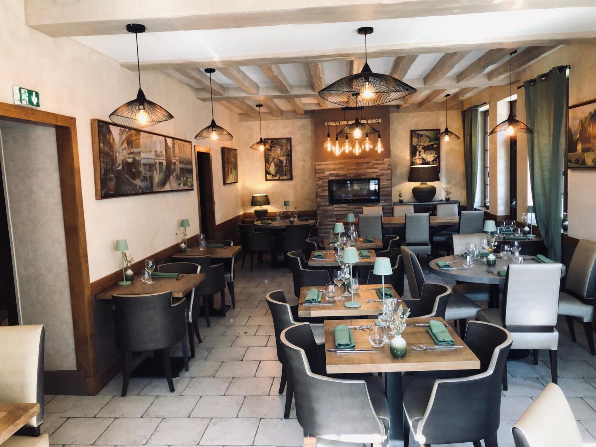 Logis Hotel Restaurant Spa L'Auberge Du President Cormeilles  Εξωτερικό φωτογραφία