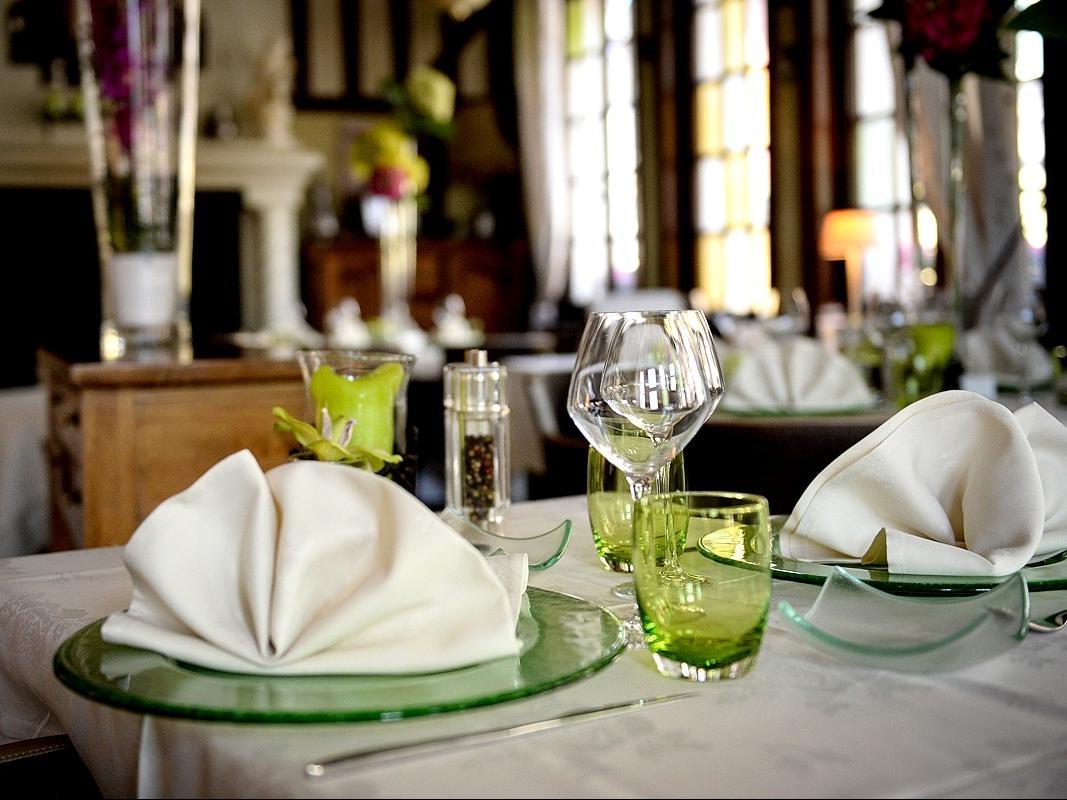Logis Hotel Restaurant Spa L'Auberge Du President Cormeilles  Εξωτερικό φωτογραφία